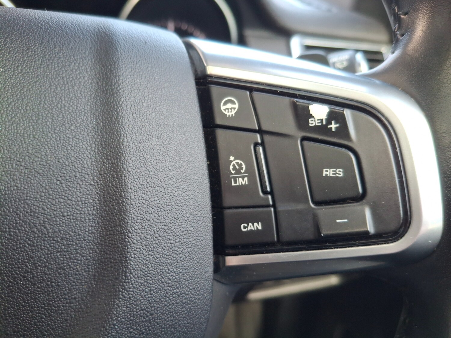 Used Land Rover Discovery Sport 2016 for sale - 78223363: Photo 19