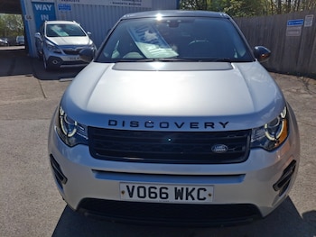 Used Land Rover Discovery Sport 2016 for sale - 78223363: Photo