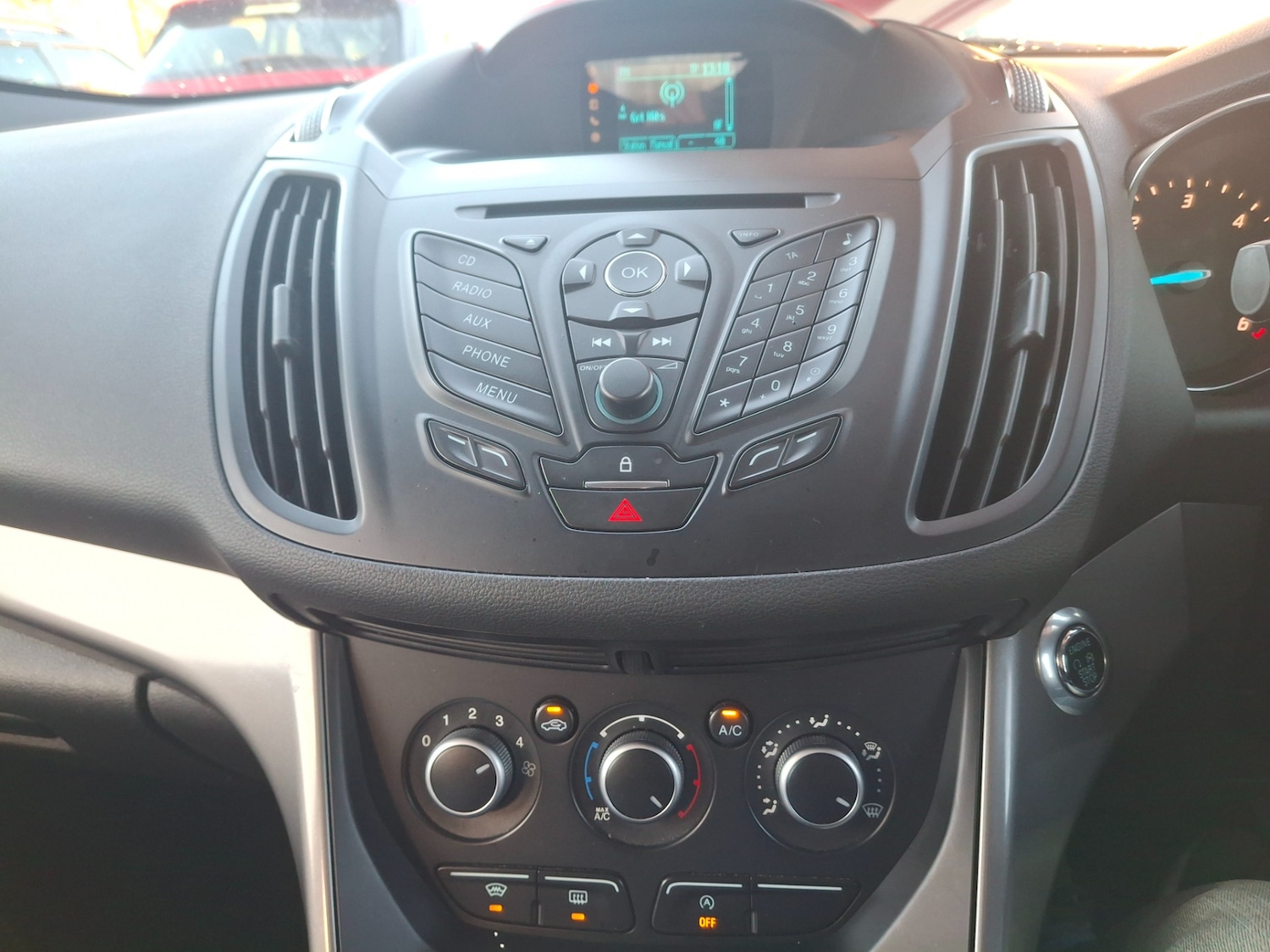 Used Ford Kuga 2015 for sale - 76958575: Photo 17