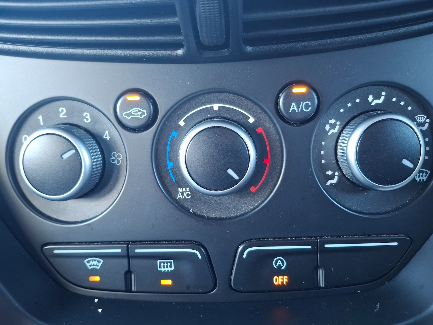 Used Ford Kuga 2015 for sale - 76958575: Photo 20