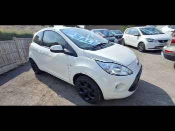 2016 (16) - 1.2 Zetec White Edition 3dr