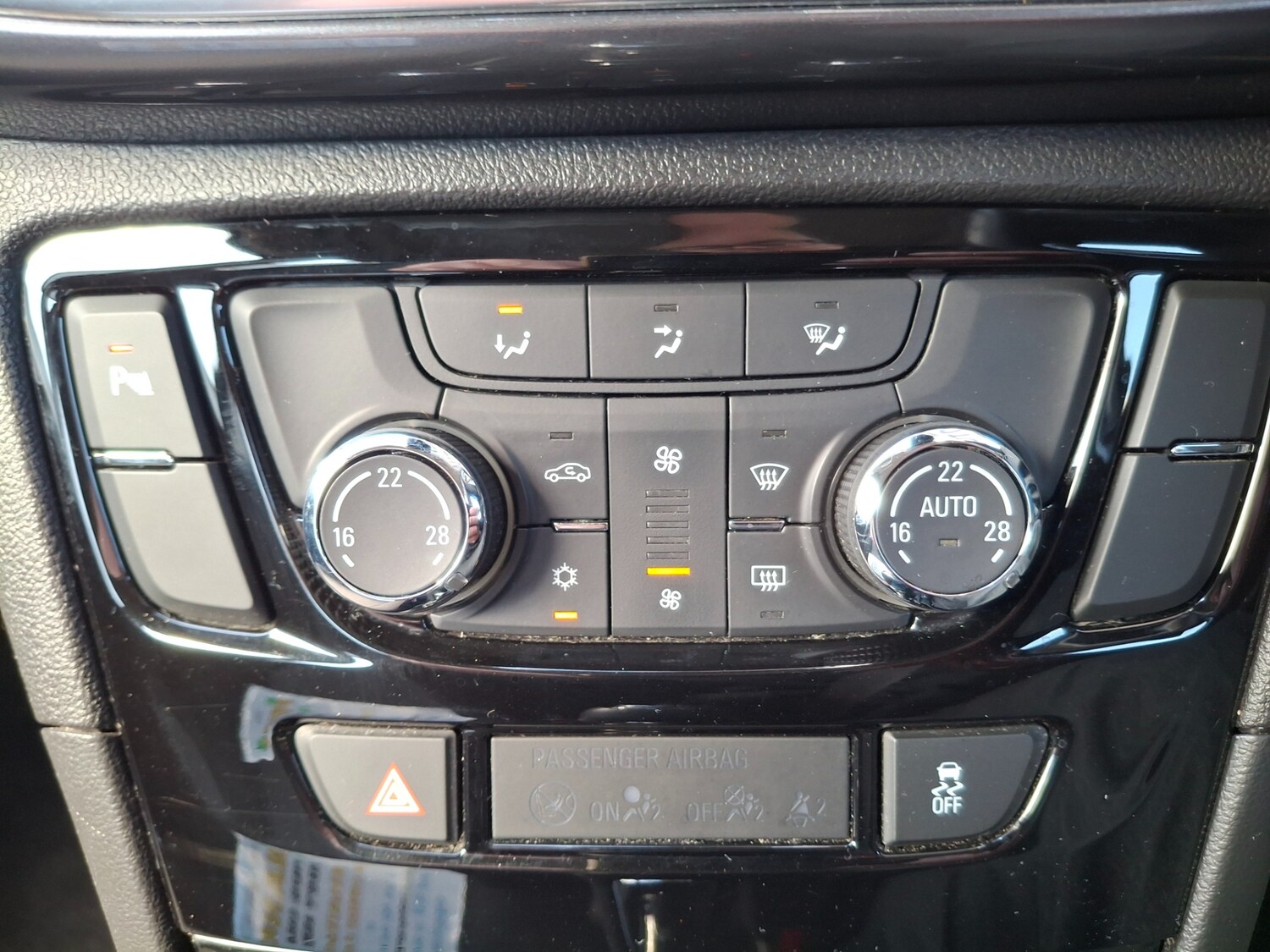 Used Vauxhall Mokka X 2017 for sale - 78223361: Photo 19