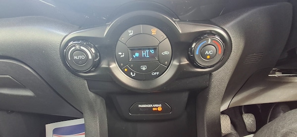 Used Ford Ecosport 2016 for sale - 76088517: Photo 15