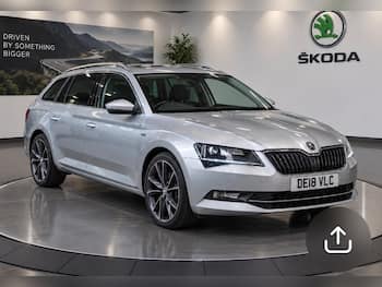 Used Skoda Superb 2018 for sale - 79761759: Photo