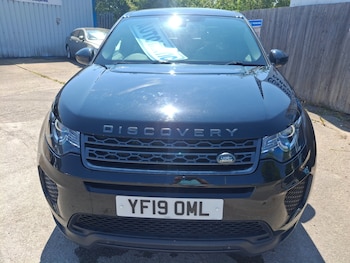 Used Land Rover Discovery Sport 2019 for sale - 79216111: Photo