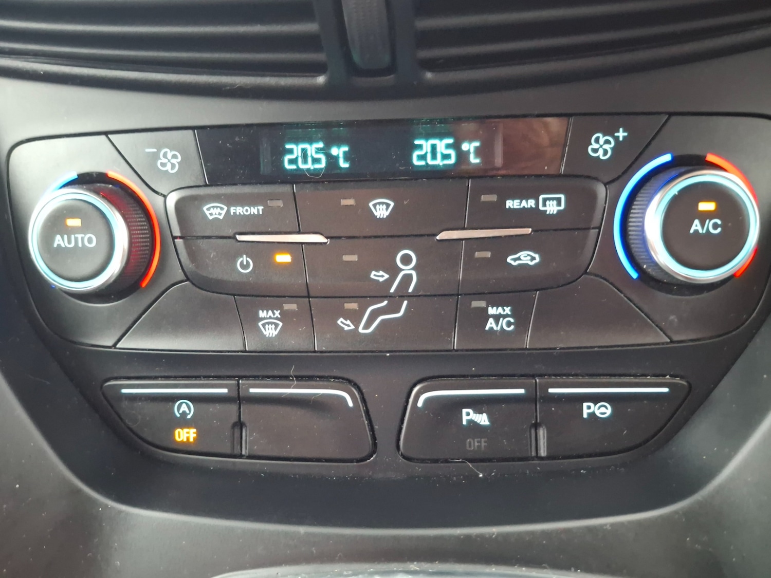 Used Ford Kuga 2017 for sale - 77502912: Photo 21