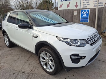 Used Land Rover Discovery Sport 2016 for sale - 77025560: Photo