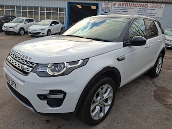 Used Land Rover Discovery Sport 2016 for sale - 77025560: Photo