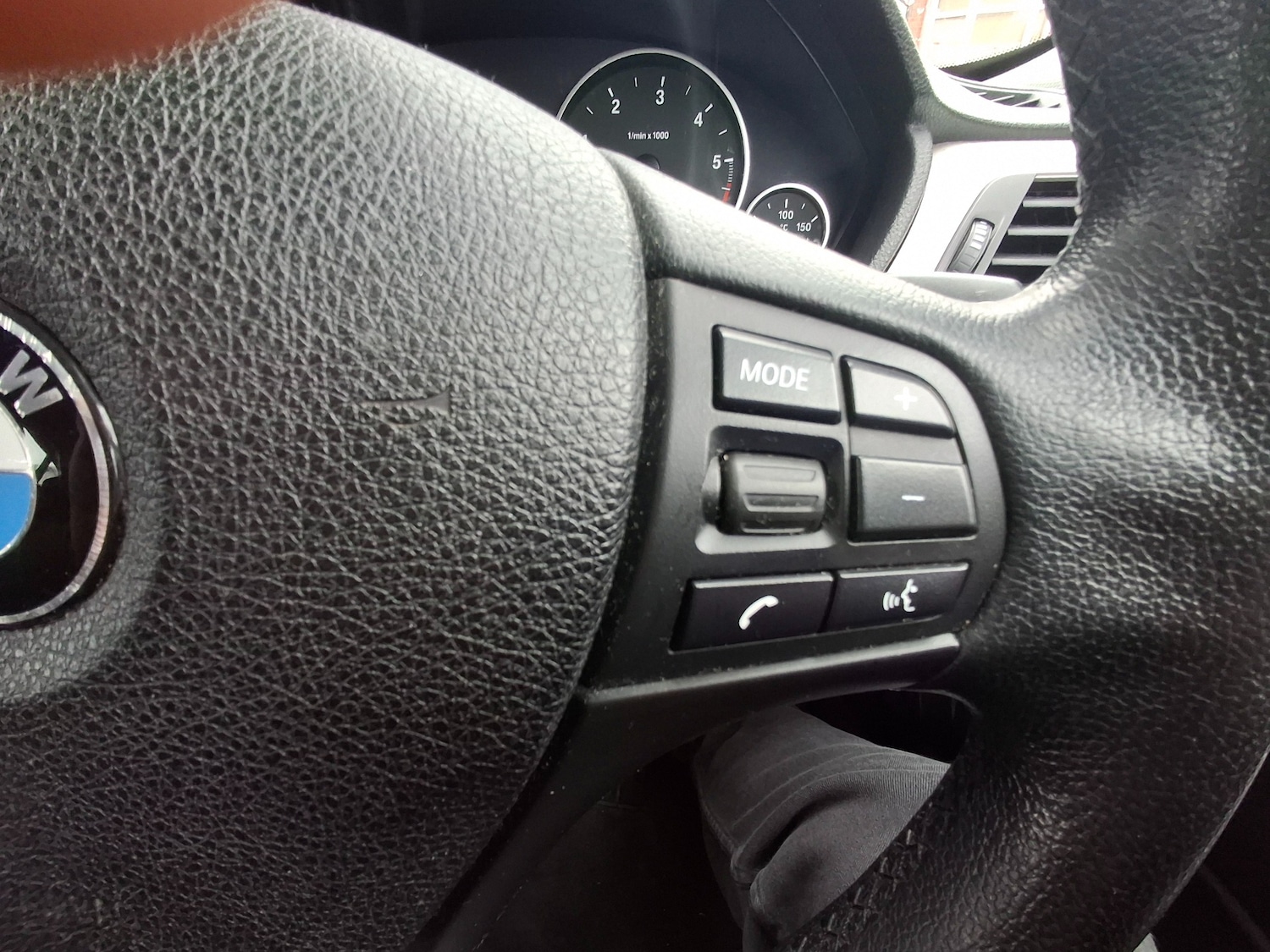 Used BMW 3 Series 2014 for sale - 77323478: Photo 14