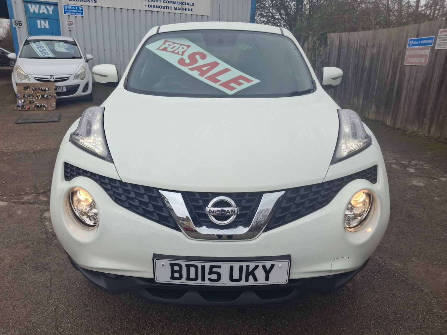 Used Nissan Juke 2015 for sale - 77137211: Photo 2