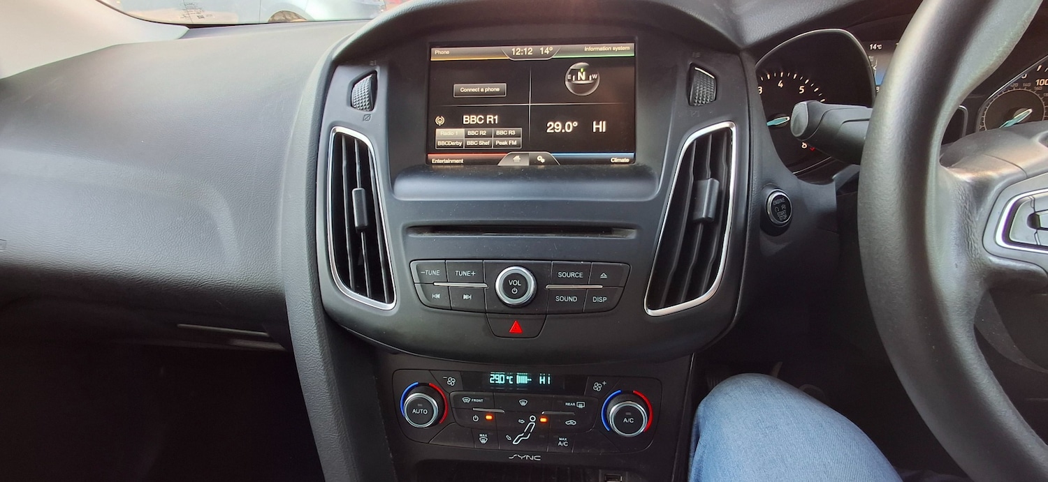 Used Ford Focus 2015 for sale - 75761614: Photo 14