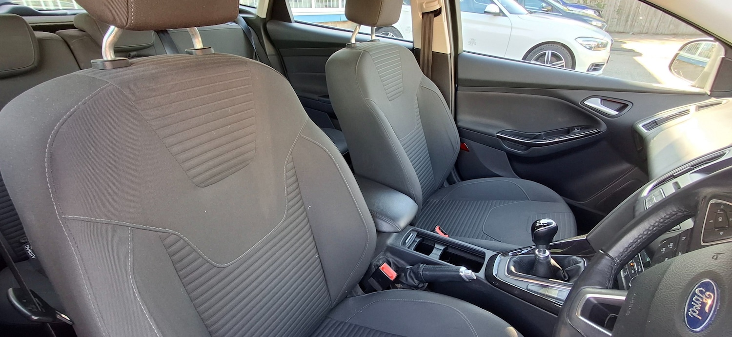 Used Ford Focus 2015 for sale - 75761614: Photo 8