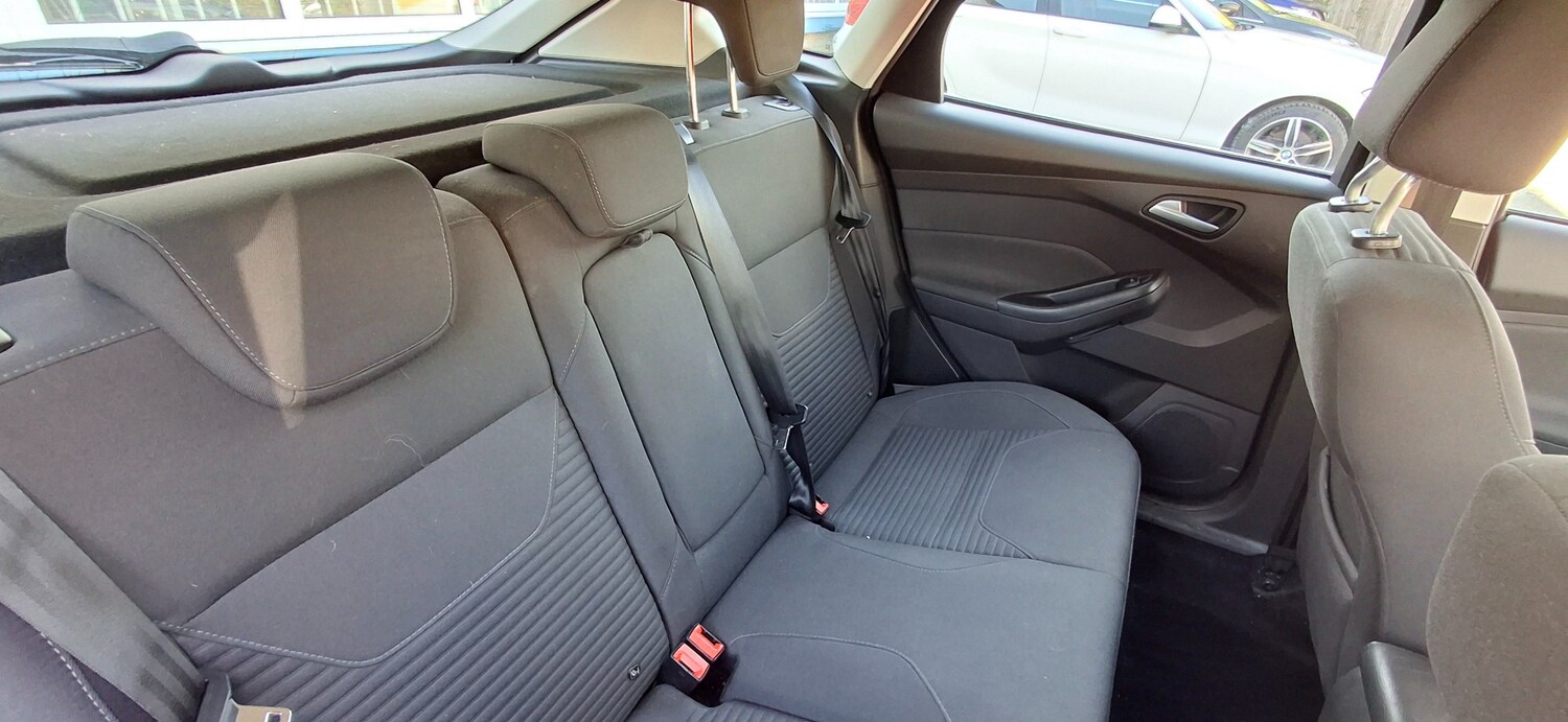 Used Ford Focus 2015 for sale - 75761614: Photo 9