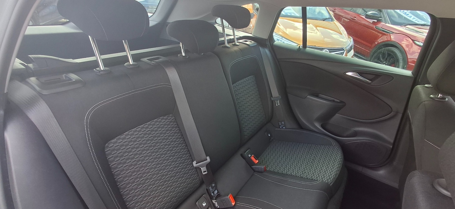 Used Vauxhall Astra 2018 for sale - 76374797: Photo 13