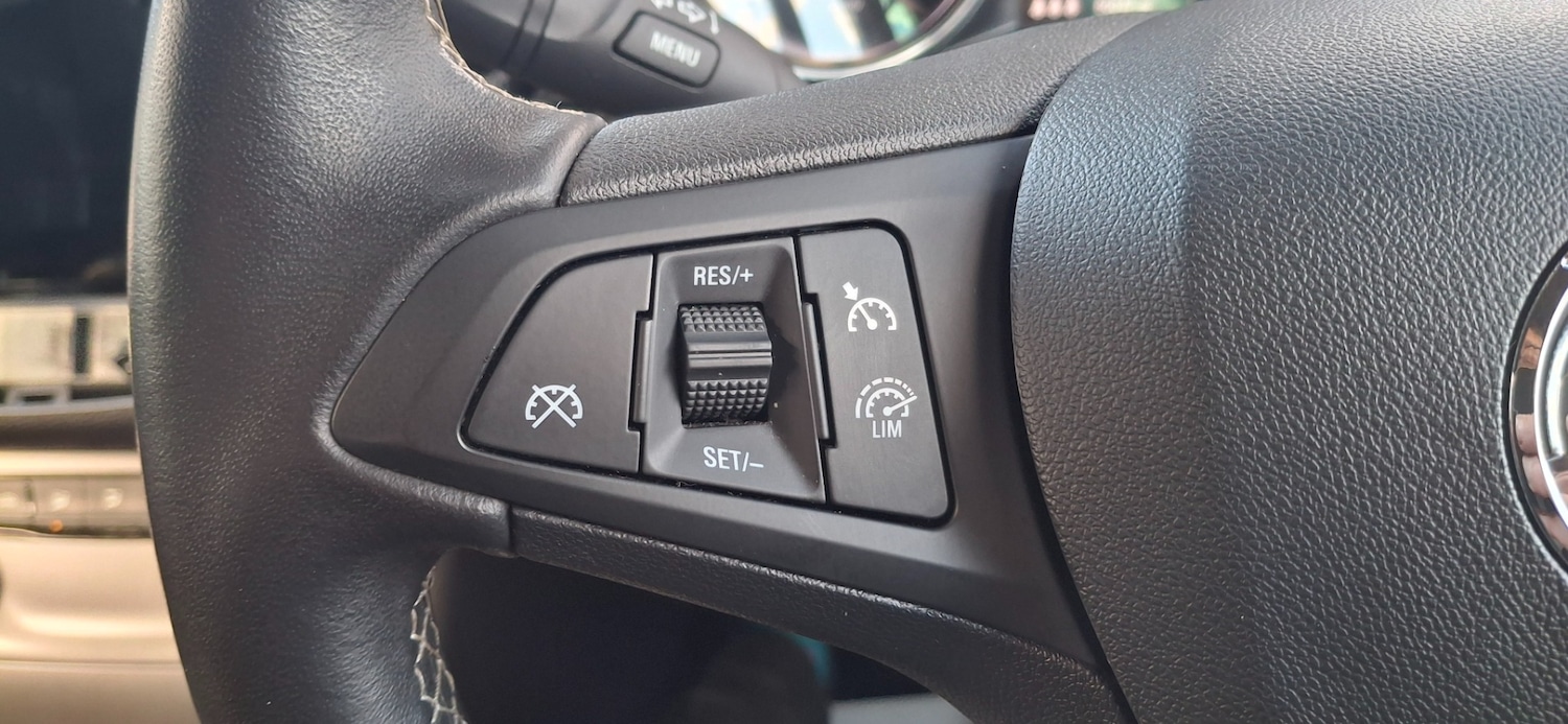 Used Vauxhall Astra 2018 for sale - 76374797: Photo 15