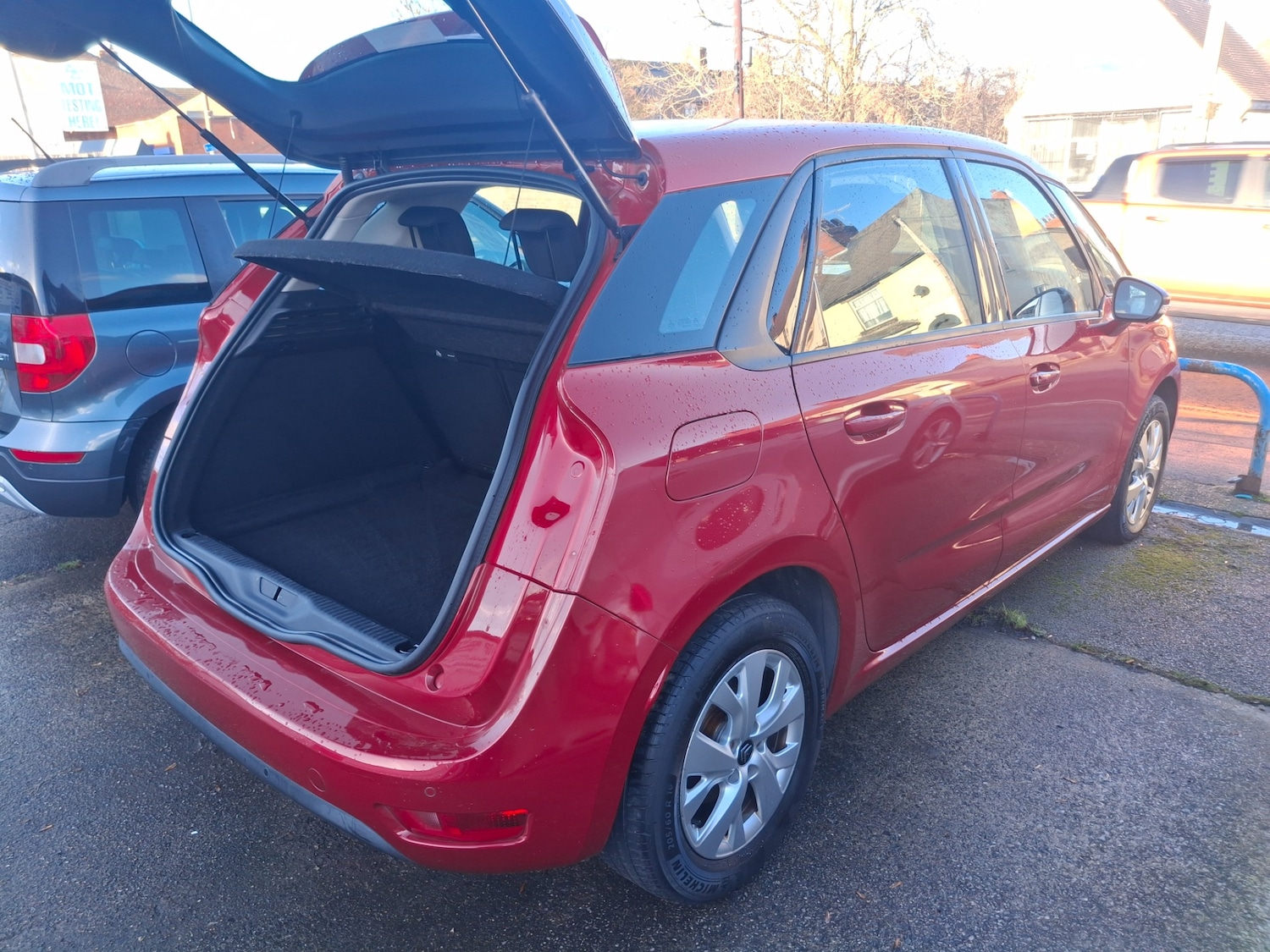 Used Citroen C4 Picasso 2017 for sale - 76958566: Photo 6