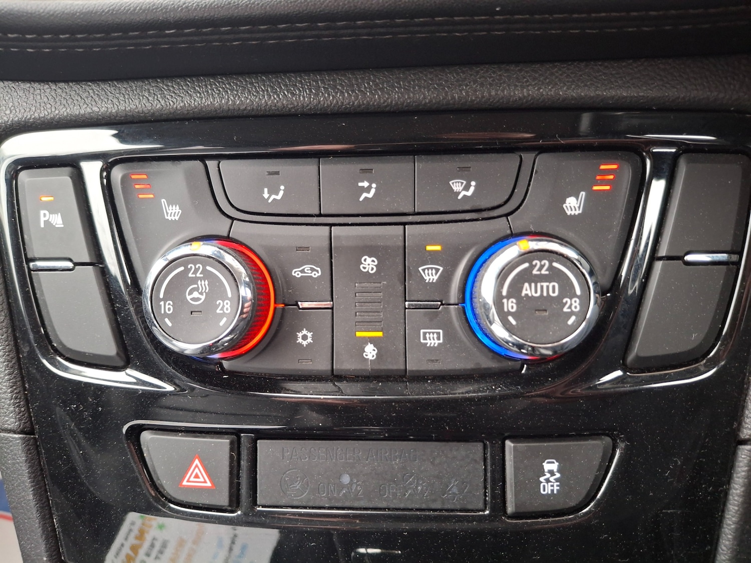 Used Vauxhall Mokka X 2016 for sale - 76845303: Photo 21