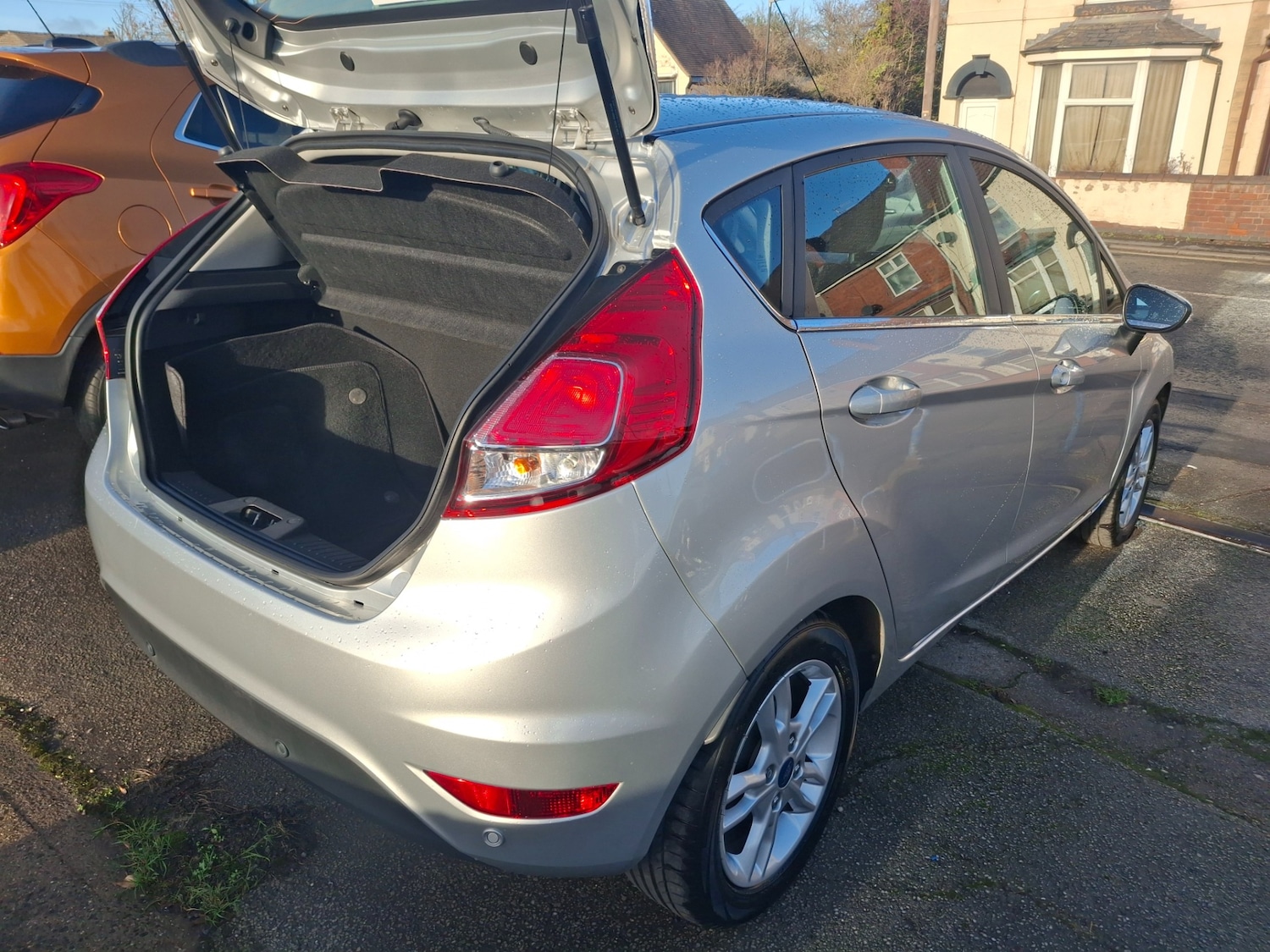 Used Ford Fiesta 2015 for sale - 77114263: Photo 6