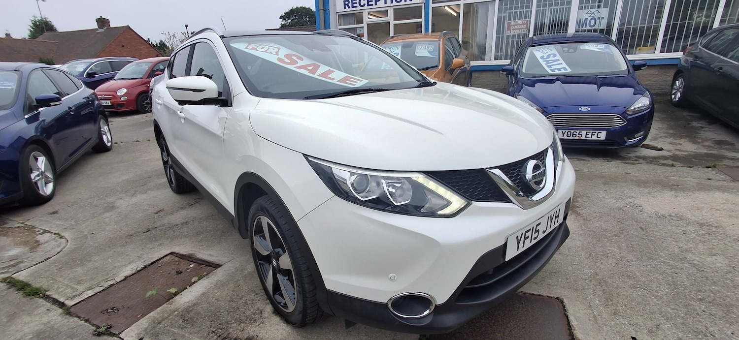 Used Nissan Qashqai 2015 for sale - 76252888: Photo 1