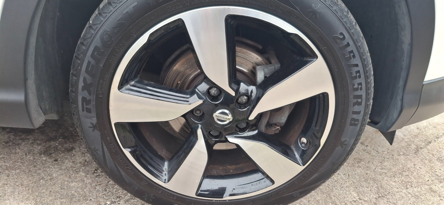 Used Nissan Qashqai 2015 for sale - 76252888: Photo 10