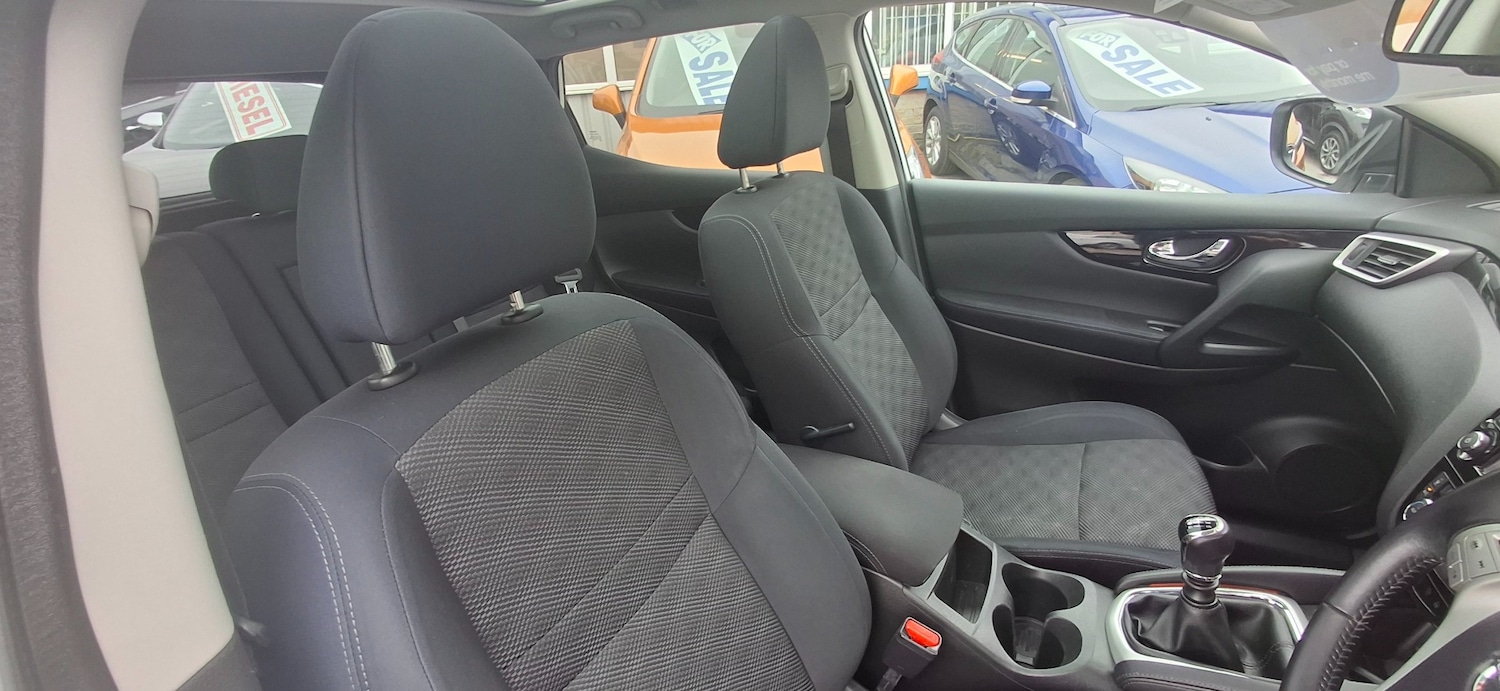 Used Nissan Qashqai 2015 for sale - 76252888: Photo 14