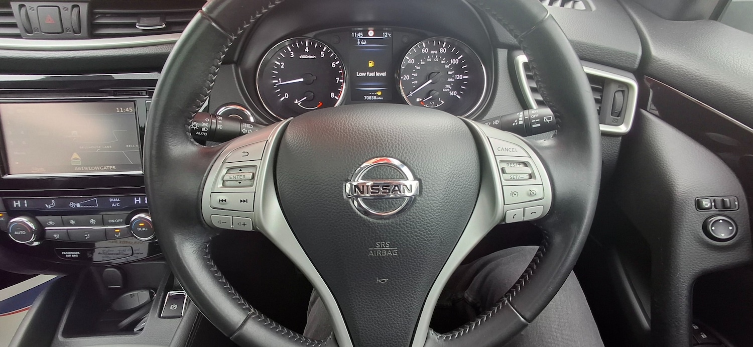 Used Nissan Qashqai 2015 for sale - 76252888: Photo 16