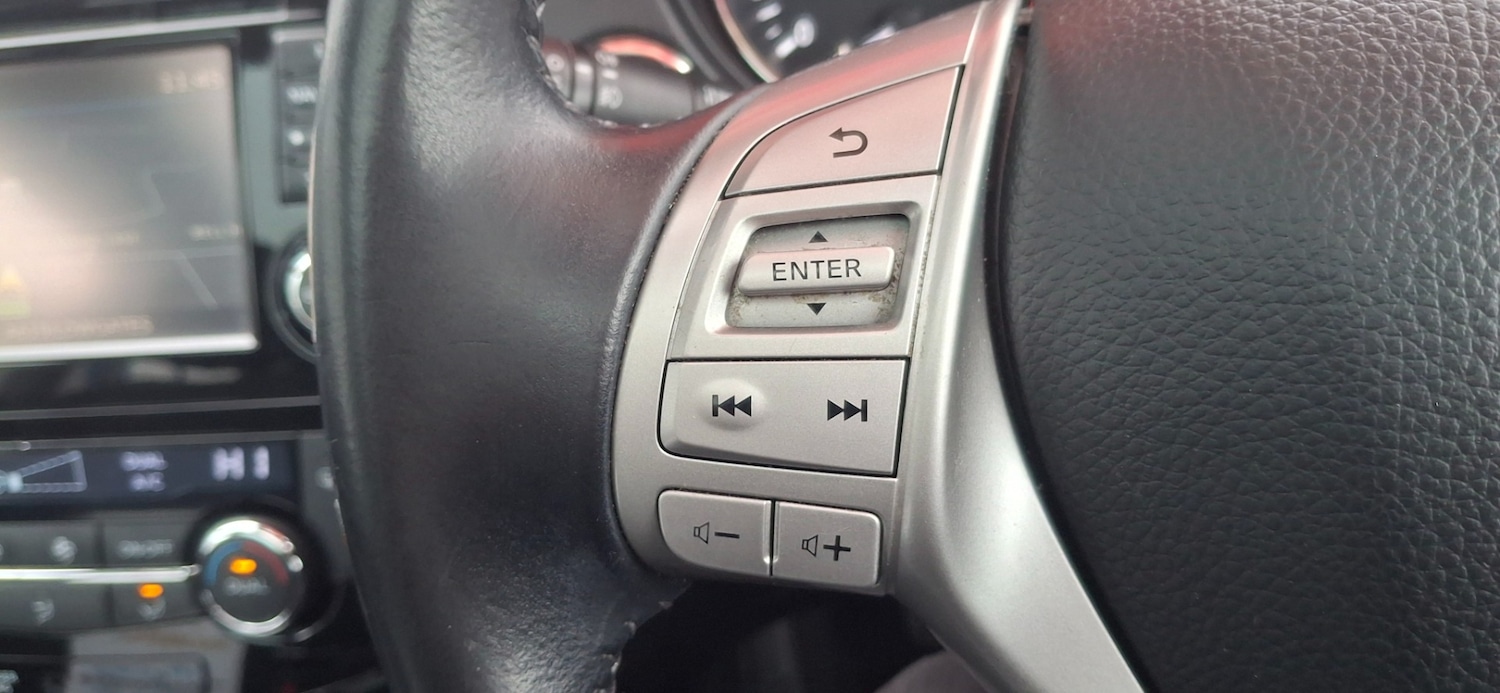 Used Nissan Qashqai 2015 for sale - 76252888: Photo 17