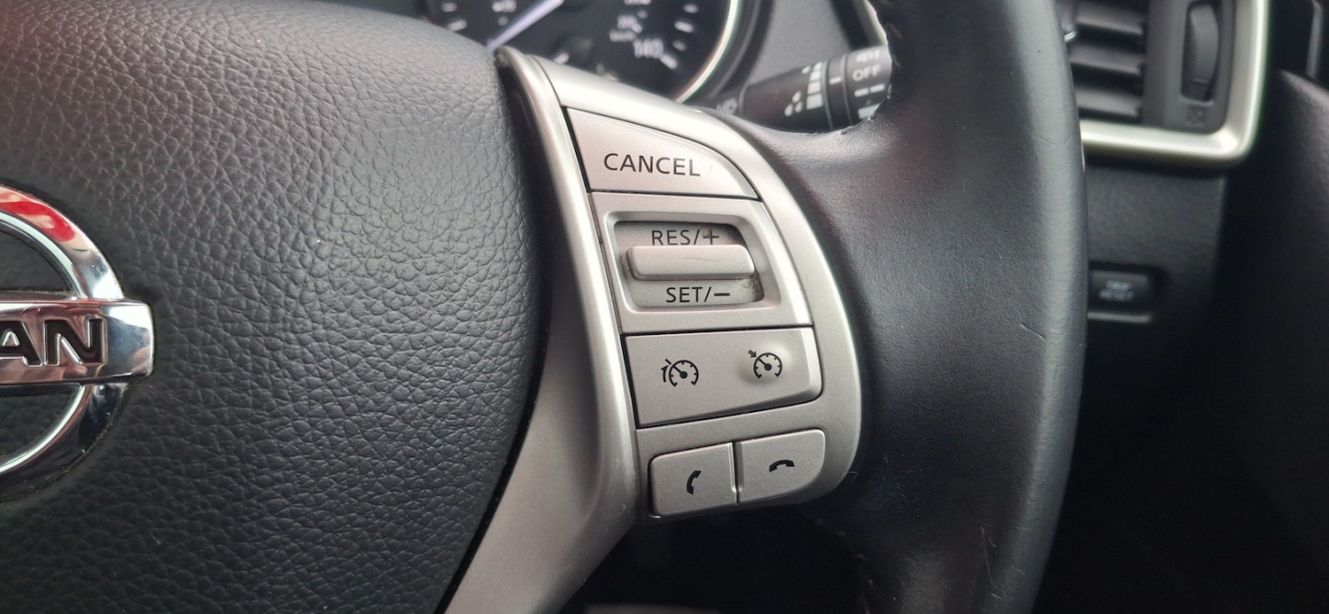 Used Nissan Qashqai 2015 for sale - 76252888: Photo 18