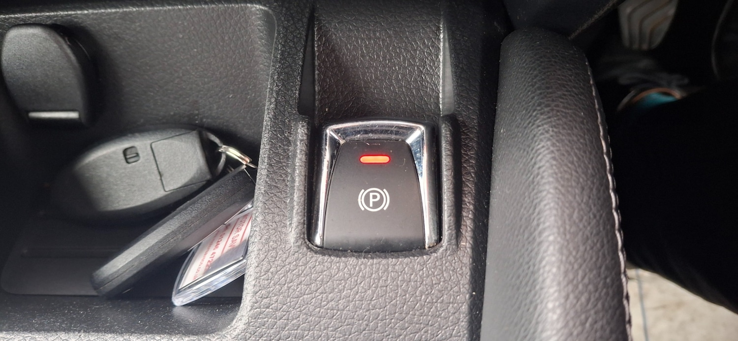 Used Nissan Qashqai 2015 for sale - 76252888: Photo 23