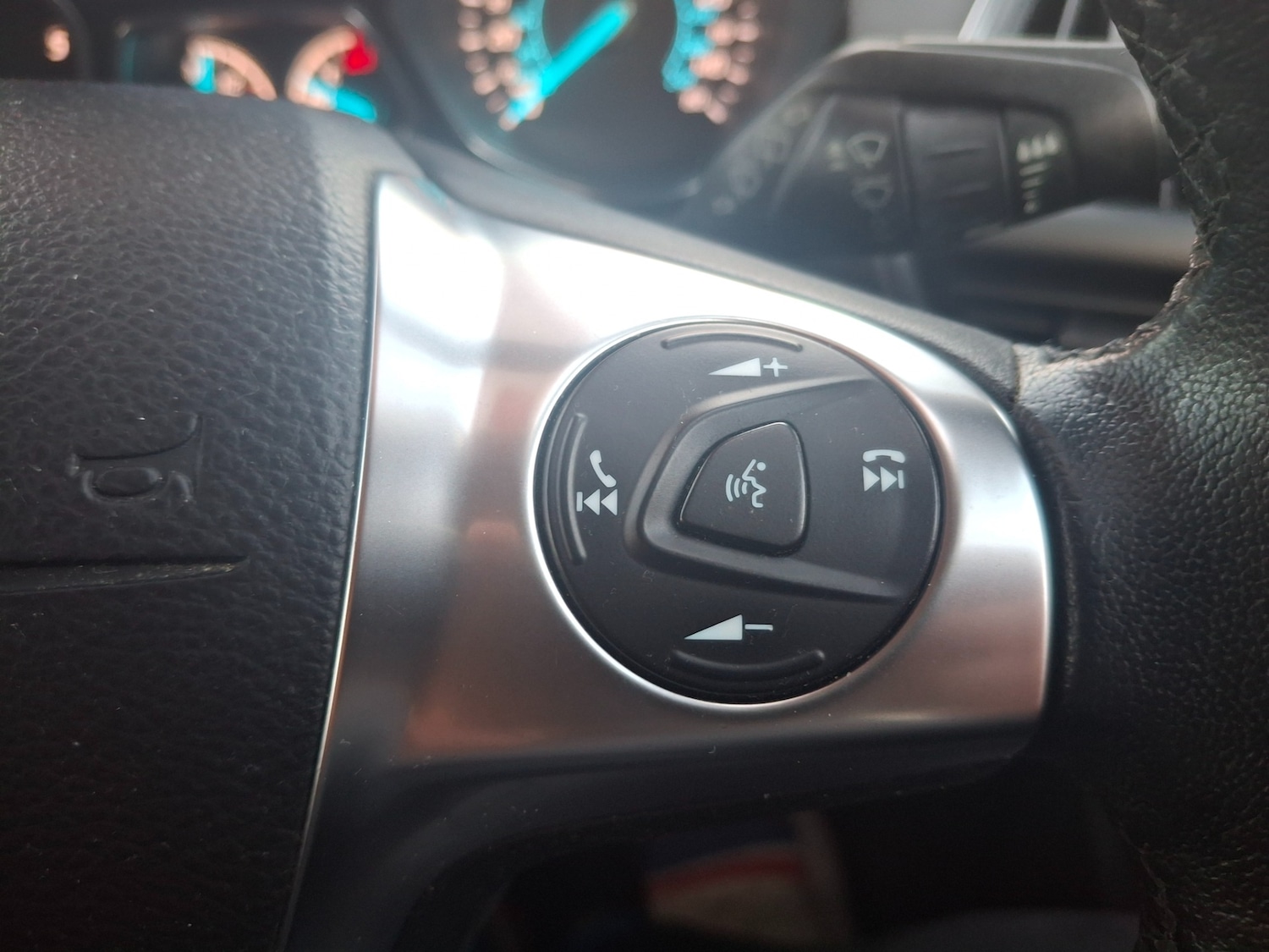 Used Ford Kuga 2015 for sale - 76906015: Photo 15