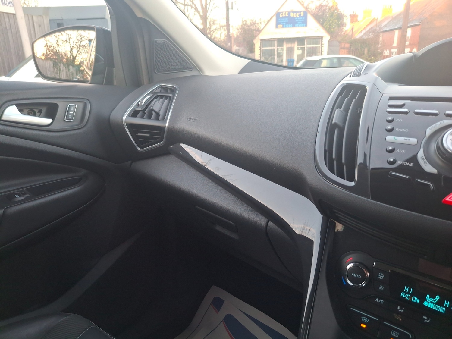 Used Ford Kuga 2015 for sale - 76906015: Photo 22