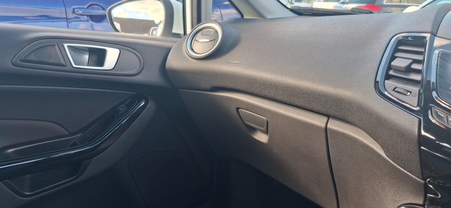 Used Ford Fiesta 2016 for sale - 75761607: Photo 19