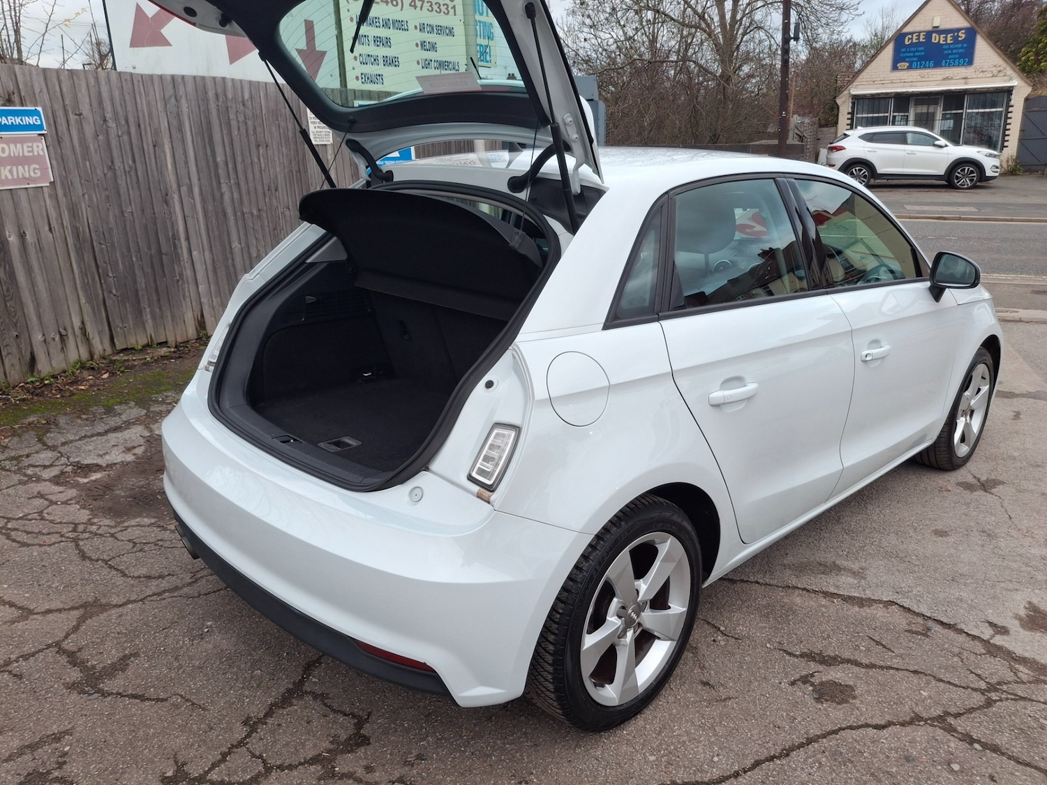 Used Audi A1 2016 for sale - 76892635: Photo 7