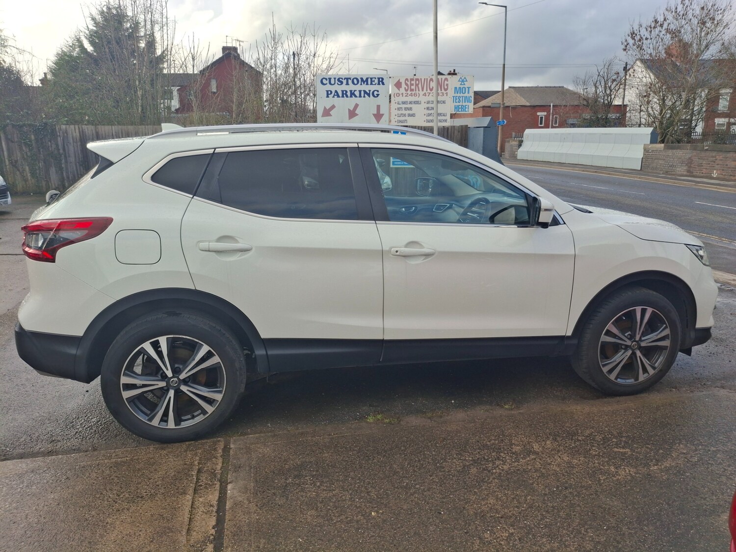 Used Nissan Qashqai 2017 for sale - 77393399: Photo 11