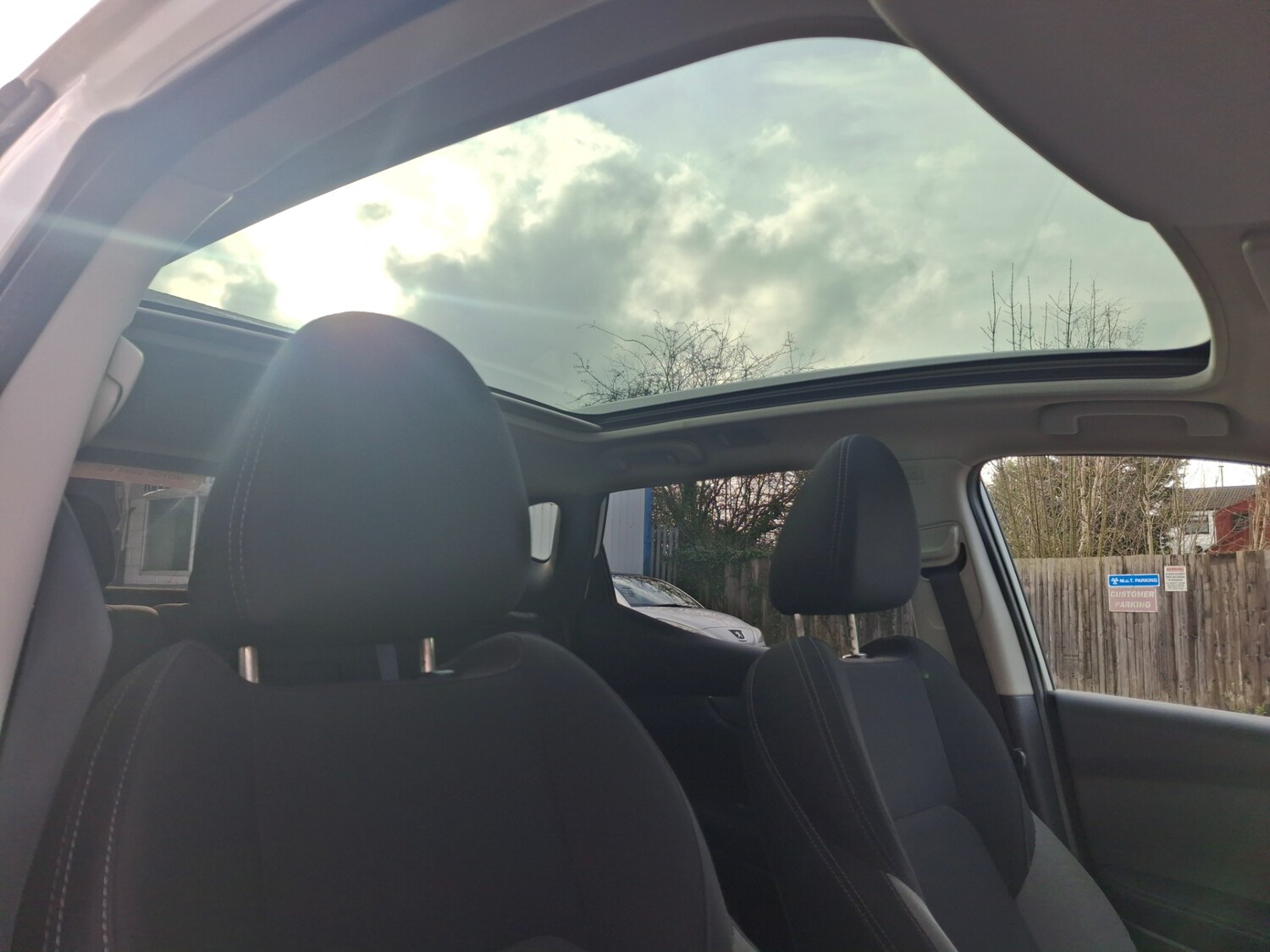 Used Nissan Qashqai 2017 for sale - 77393399: Photo 15