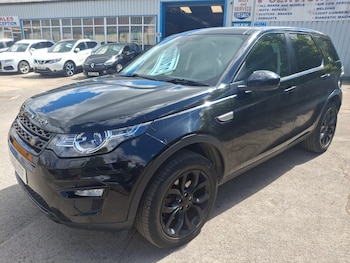 Used Land Rover Discovery Sport 2016 for sale - 78594087: Photo