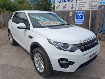 Used Land Rover Discovery Sport 2017 for sale - 79030207: Photo