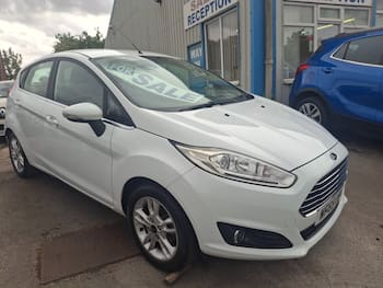 Used Ford Fiesta 2015 for sale - 79491112: Photo