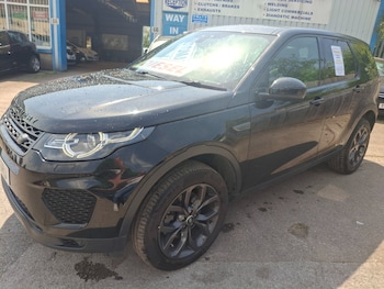 Used Land Rover Discovery Sport 2019 for sale - 78701319: Photo