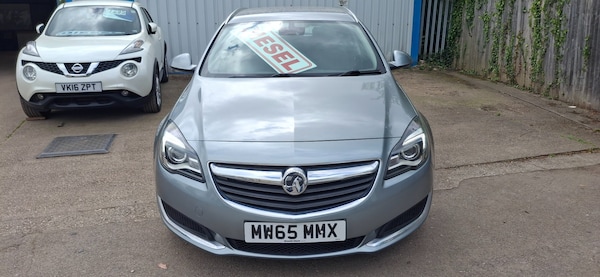 Used Vauxhall Insignia 2015 for sale - 74730161: Photo 2