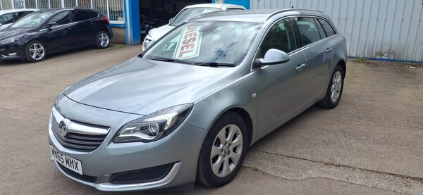 Used Vauxhall Insignia 2015 for sale - 74730161: Photo 3