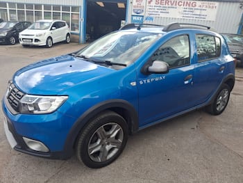 Used Dacia Sandero Stepway 2018 for sale - 79720158: Photo