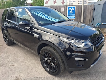 Used Land Rover Discovery Sport 2017 for sale - 78789877: Photo