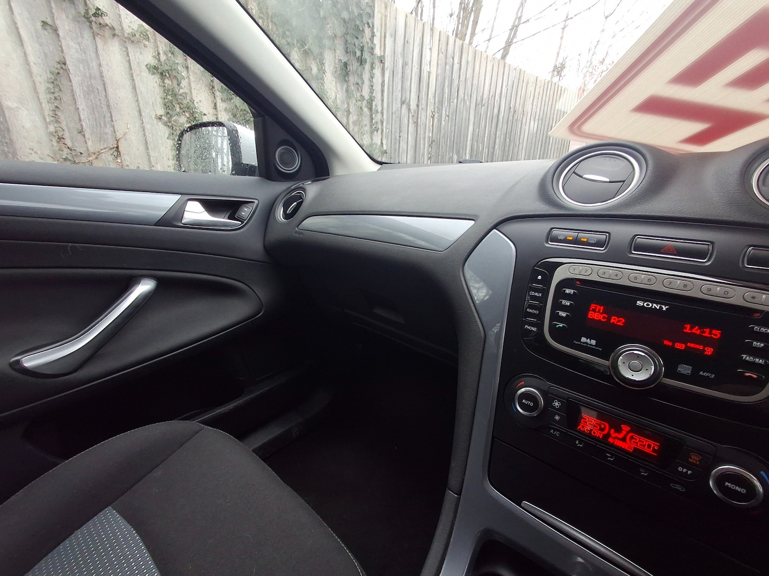 Used Ford Mondeo 2011 for sale - 77502906: Photo 20