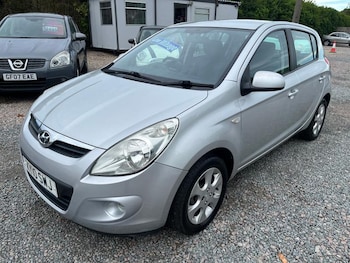 Used Hyundai i20 2010 for sale - 78882222: Photo