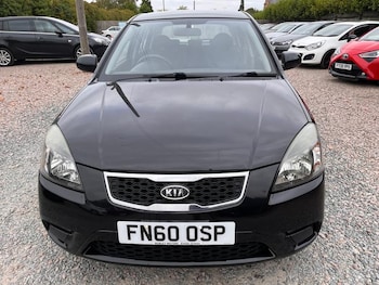 Used Kia Rio 2010 for sale - 79536133: Photo