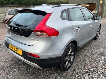 Used Volvo V40 undefined for sale - 76834675: Photo