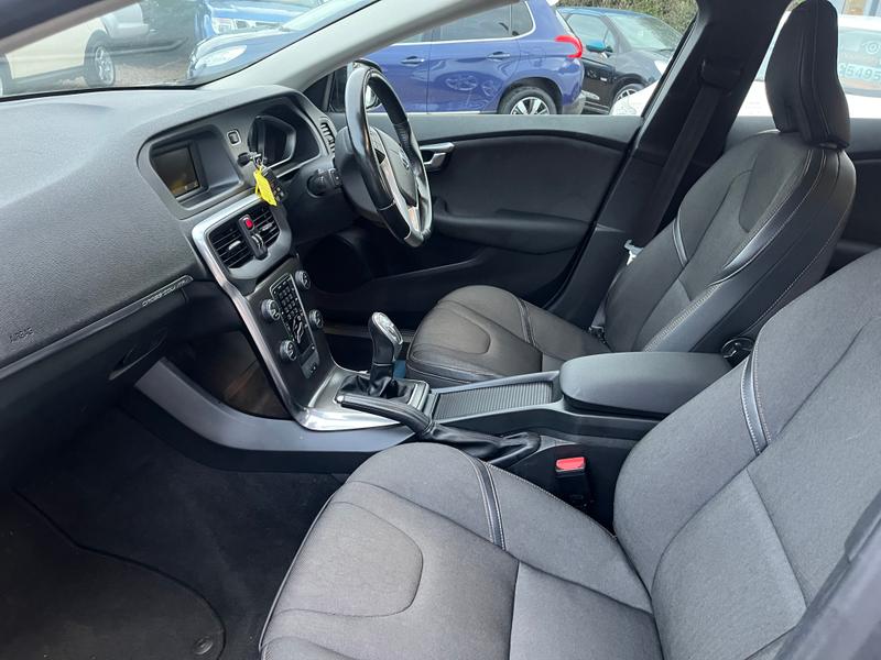 Used Volvo V40 2013 for sale - 76834675: Photo 6