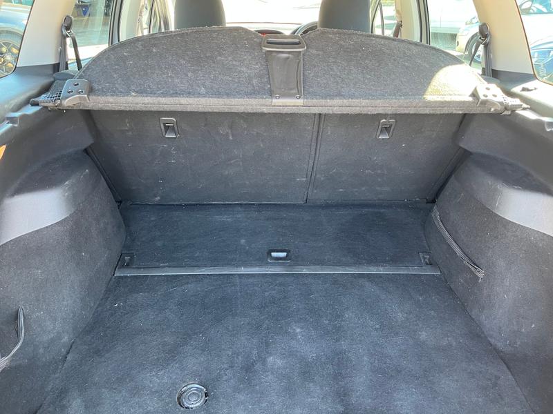 Used Peugeot 308 2012 for sale - 77935065: Photo 8