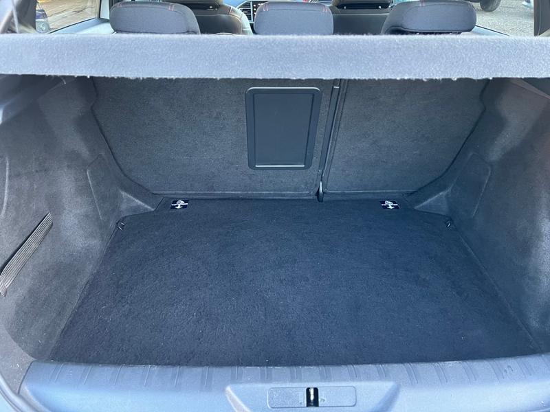 Used Peugeot 308 2016 for sale - 76834676: Photo 8